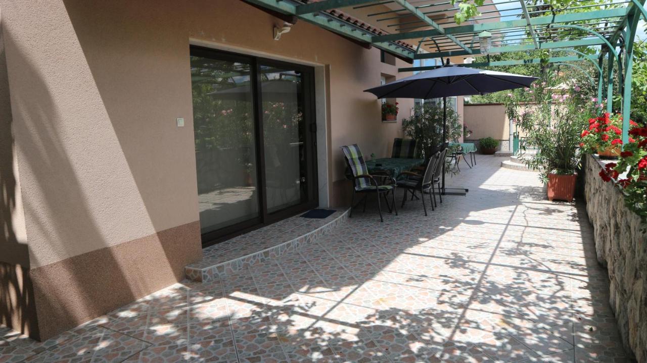 אופטיה Apartments Komel II מראה חיצוני תמונה