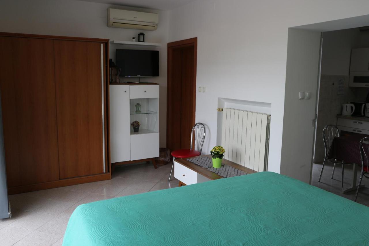 אופטיה Apartments Komel II מראה חיצוני תמונה