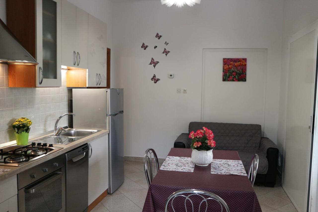 אופטיה Apartments Komel II מראה חיצוני תמונה